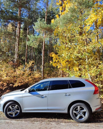 Volvo XC 60 cena 78000 przebieg: 220000, rok produkcji 2016 z Jaraczewo małe 562